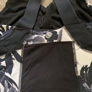 NWOT Lululemon Black & White Floral Tank Top Small